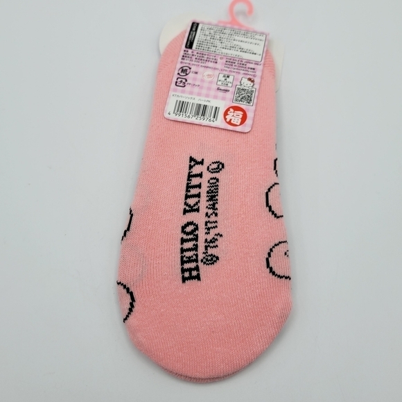 Sanrio Hello Kitty Pink Black Heart Socks - Picture 3 of 5